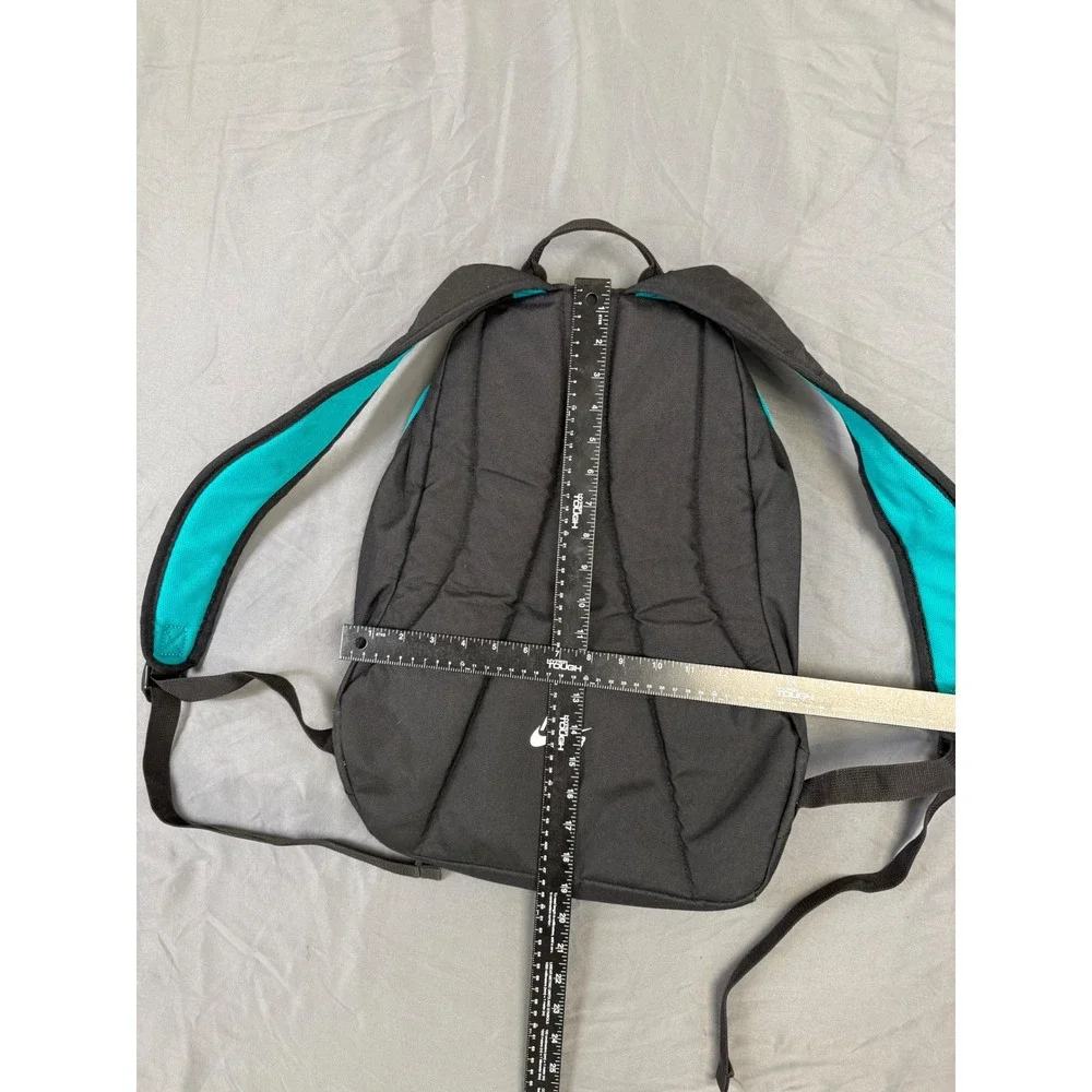 Nike SB Embarca Medium Backpack Grey Black Teal BA4686-010 Board Straps